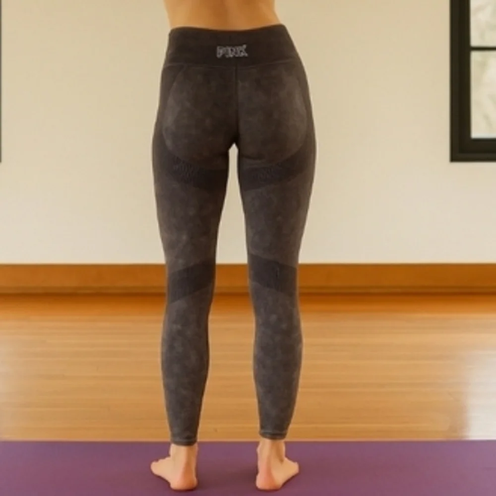 VS PINK Seamless Leggings Gray Acid Wash Size Medium High Waist Activewear